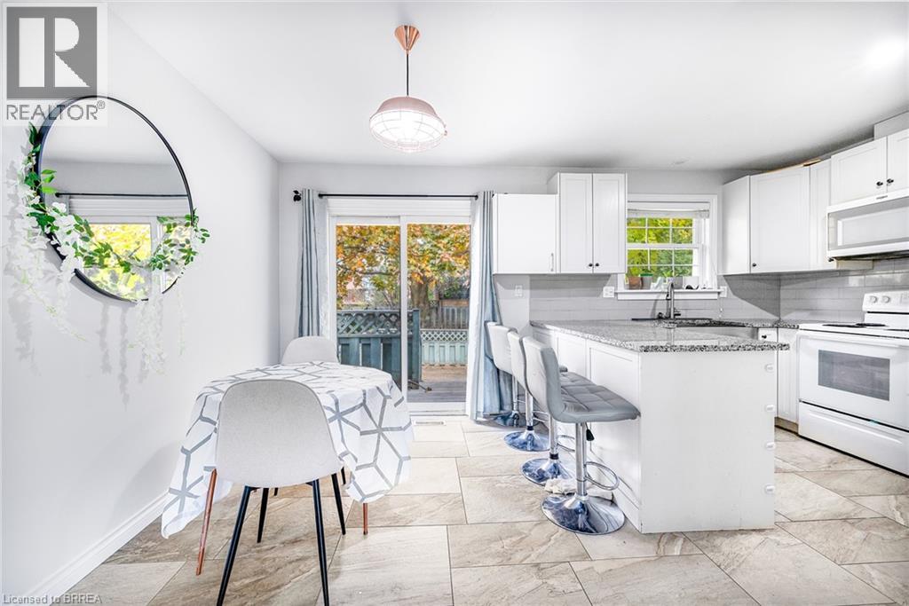 18 Sandlewood Avenue, Brantford, Ontario  N3V 1C6 - Photo 7 - 40788950