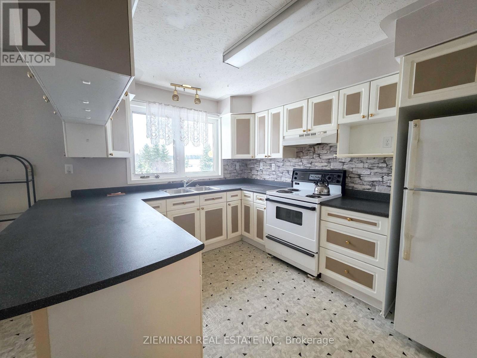 2874 101 Highway W, Black River-Matheson, Ontario  P0K 1N0 - Photo 5 - T12554258