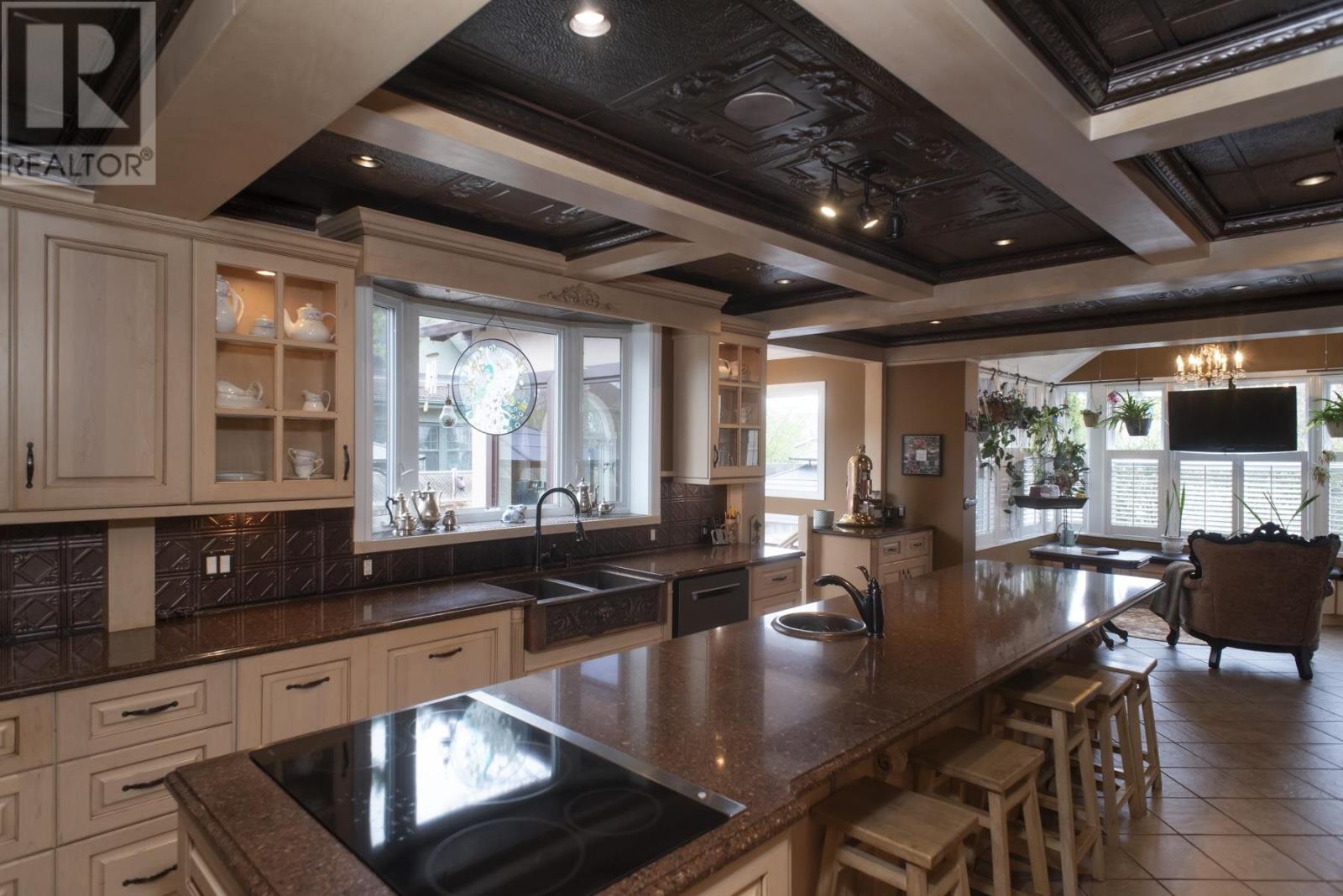 338 Catherine St, Thunder Bay, Ontario  P7E 1K6 - Photo 23 - TB252850