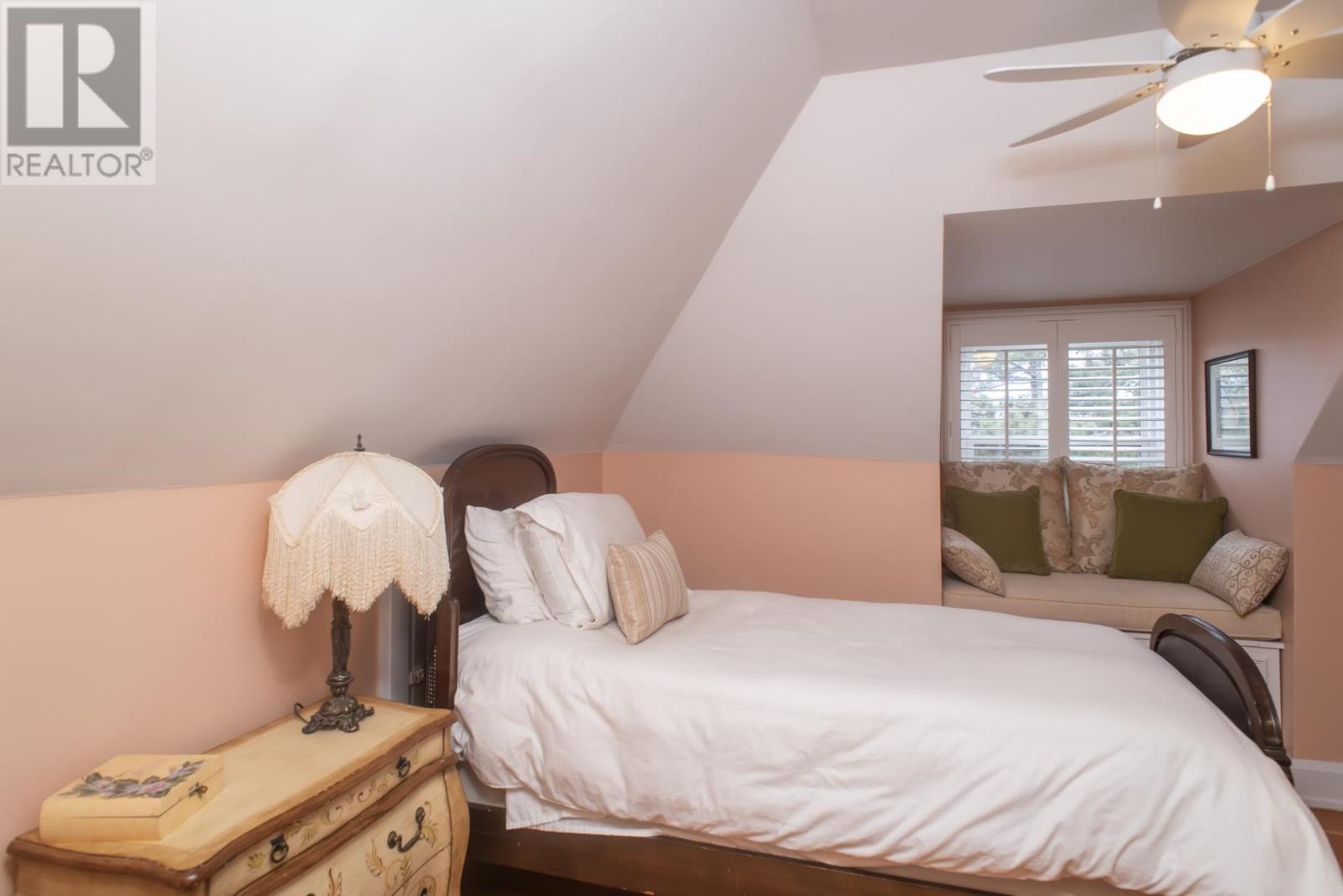 338 Catherine St, Thunder Bay, Ontario  P7E 1K6 - Photo 41 - TB252850