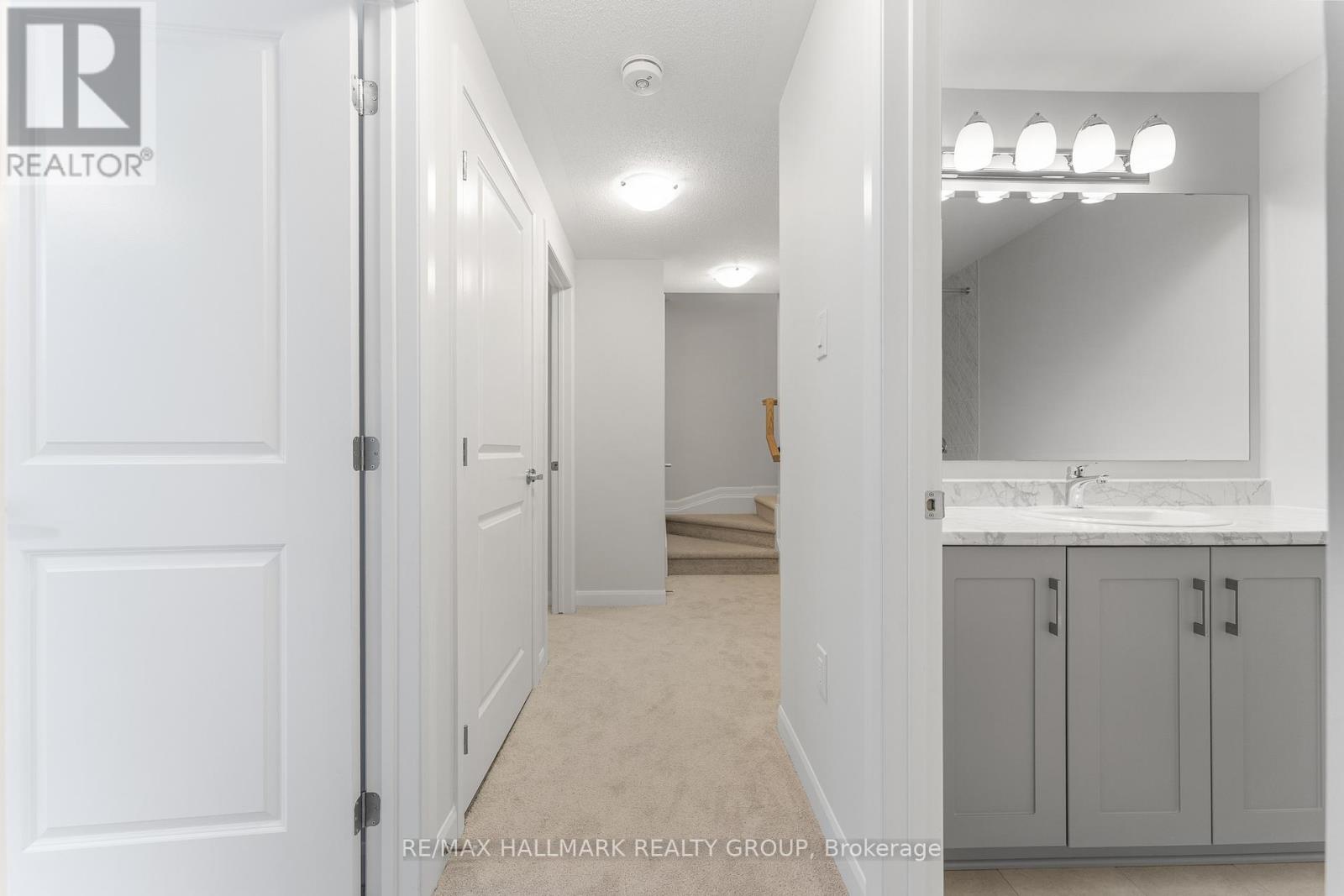 1023 Creekway Private, Ottawa, Ontario  K2T 0R8 - Photo 18 - X12554286