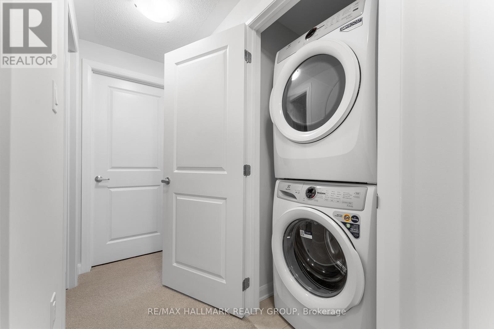 1023 Creekway Private, Ottawa, Ontario  K2T 0R8 - Photo 24 - X12554286