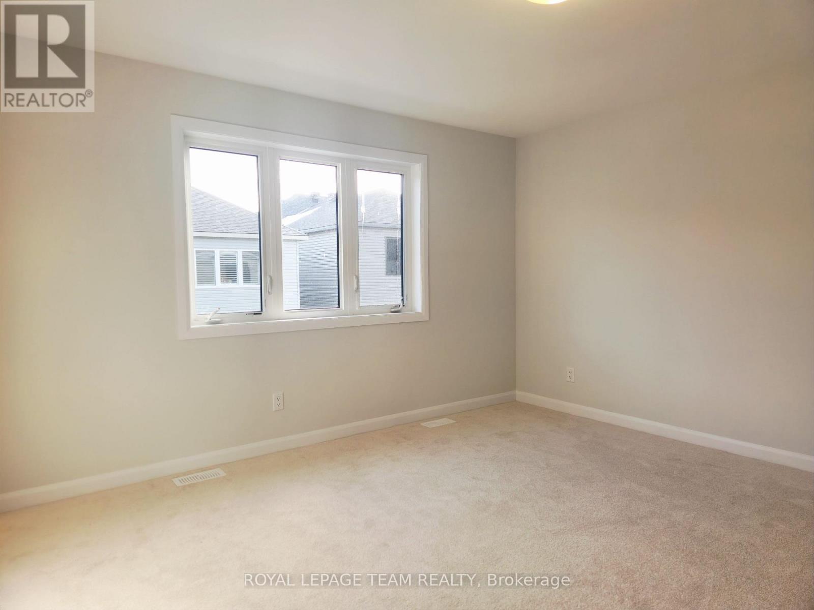 723 Fairline Row, Ottawa, Ontario  K2V 0M4 - Photo 21 - X12554400