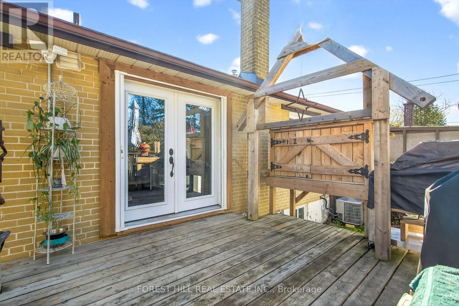 1550 Evangeline Drive, Oshawa, Ontario L1J 3T2 - Photo 15 - E12522900