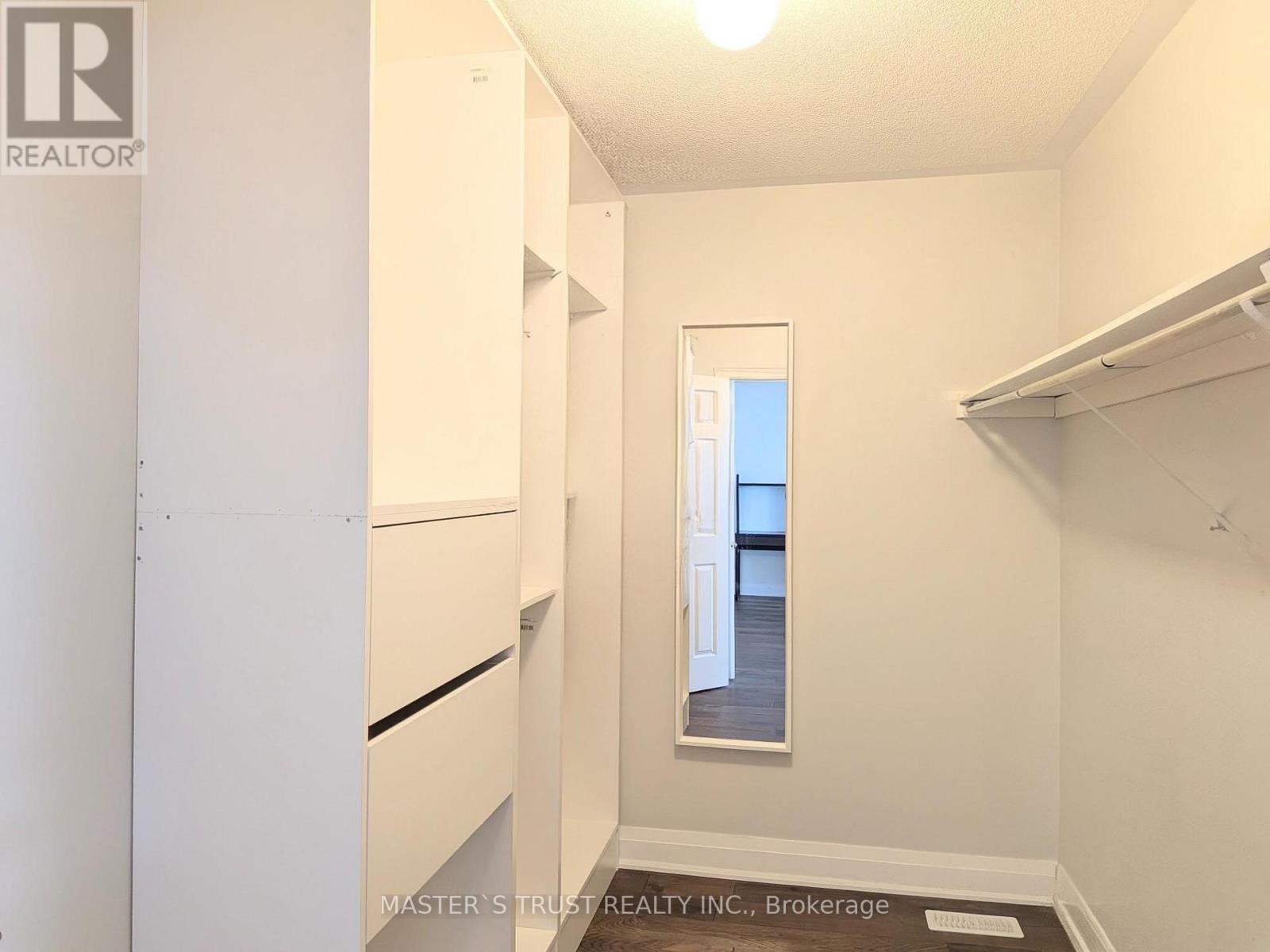 115 Herefordshire Crescent, East Gwillimbury, Ontario  L9N 0B5 - Photo 24 - N12506206