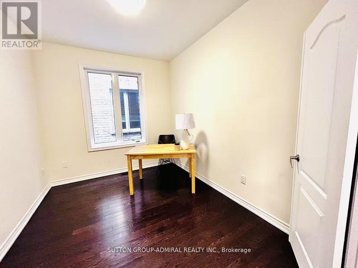 81 Livante Court, Markham, Ontario  L6C 1J5 - Photo 10 - N12395451