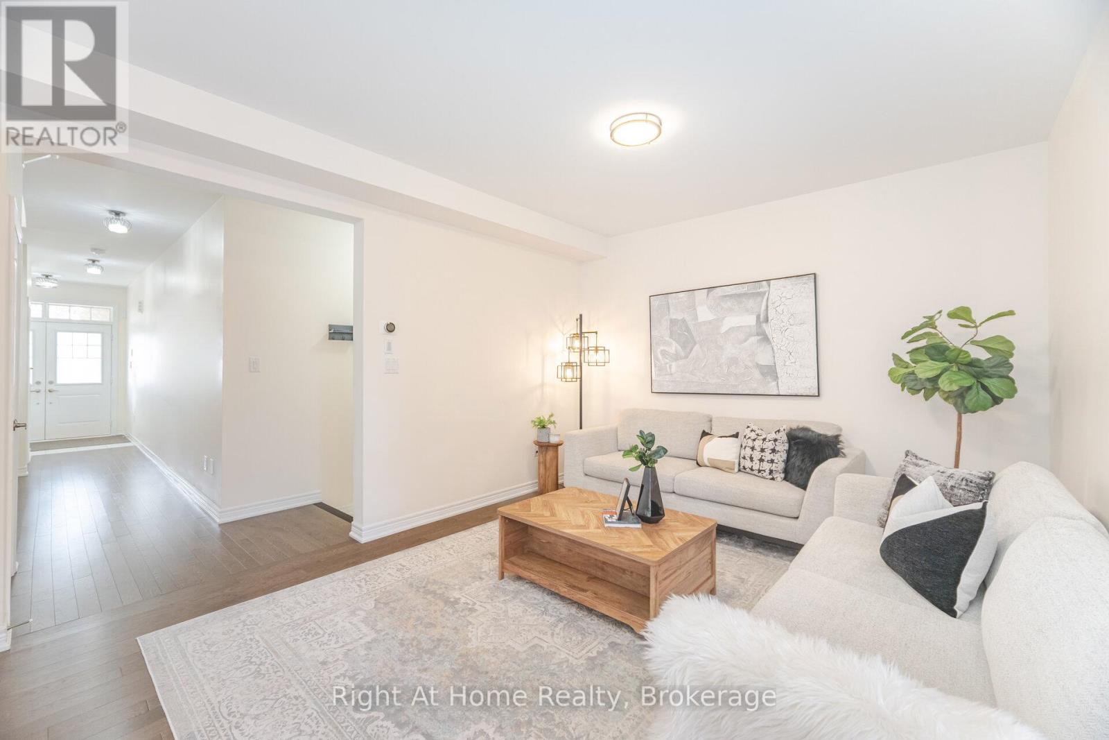 78 Boathouse Road, Brampton, Ontario  L7A 5B7 - Photo 6 - W12554174