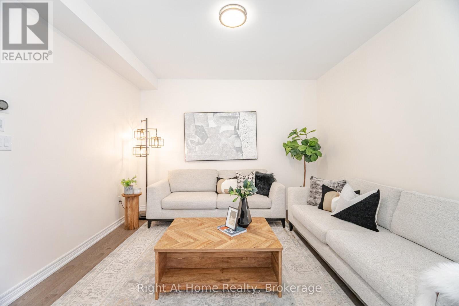 78 Boathouse Road, Brampton, Ontario  L7A 5B7 - Photo 8 - W12554174