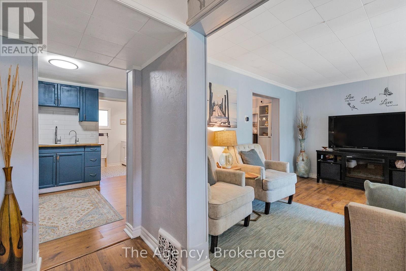 1 Mareve Avenue, Hamilton, Ontario  L8H 7A7 - Photo 13 - X12554360