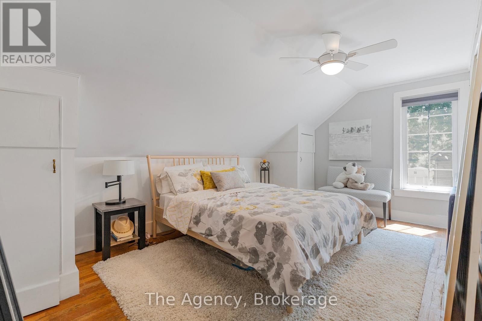 1 Mareve Avenue, Hamilton, Ontario  L8H 7A7 - Photo 32 - X12554360