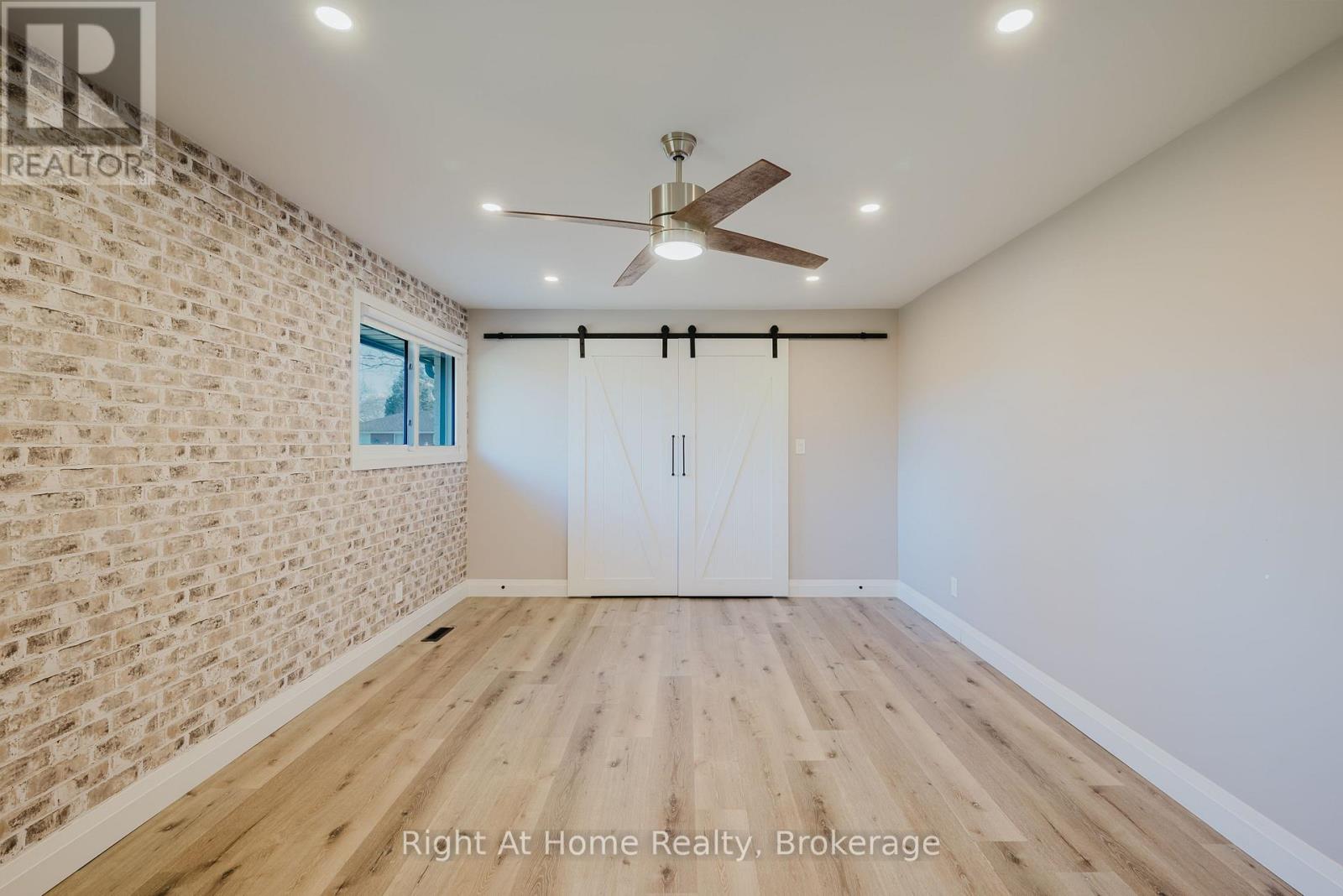 Main - 12 Northwood Drive, St. Catharines, Ontario  L2M 4J7 - Photo 10 - X12554470