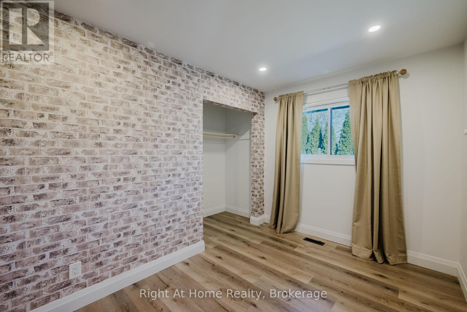 Main - 12 Northwood Drive, St. Catharines, Ontario  L2M 4J7 - Photo 13 - X12554470