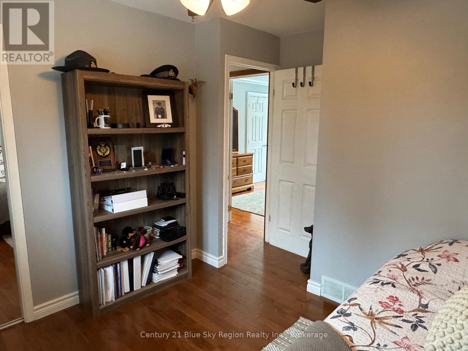 9 Treadlightly Drive, East Ferris, Ontario  P0H 1K0 - Photo 17 - X12554402