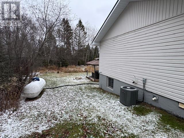 9 Treadlightly Drive, East Ferris, Ontario  P0H 1K0 - Photo 37 - X12554402