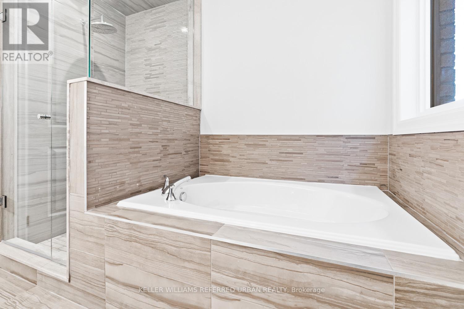 58 Wells Orchard Crescent, King, Ontario  L7B 0C6 - Photo 22 - N12554012