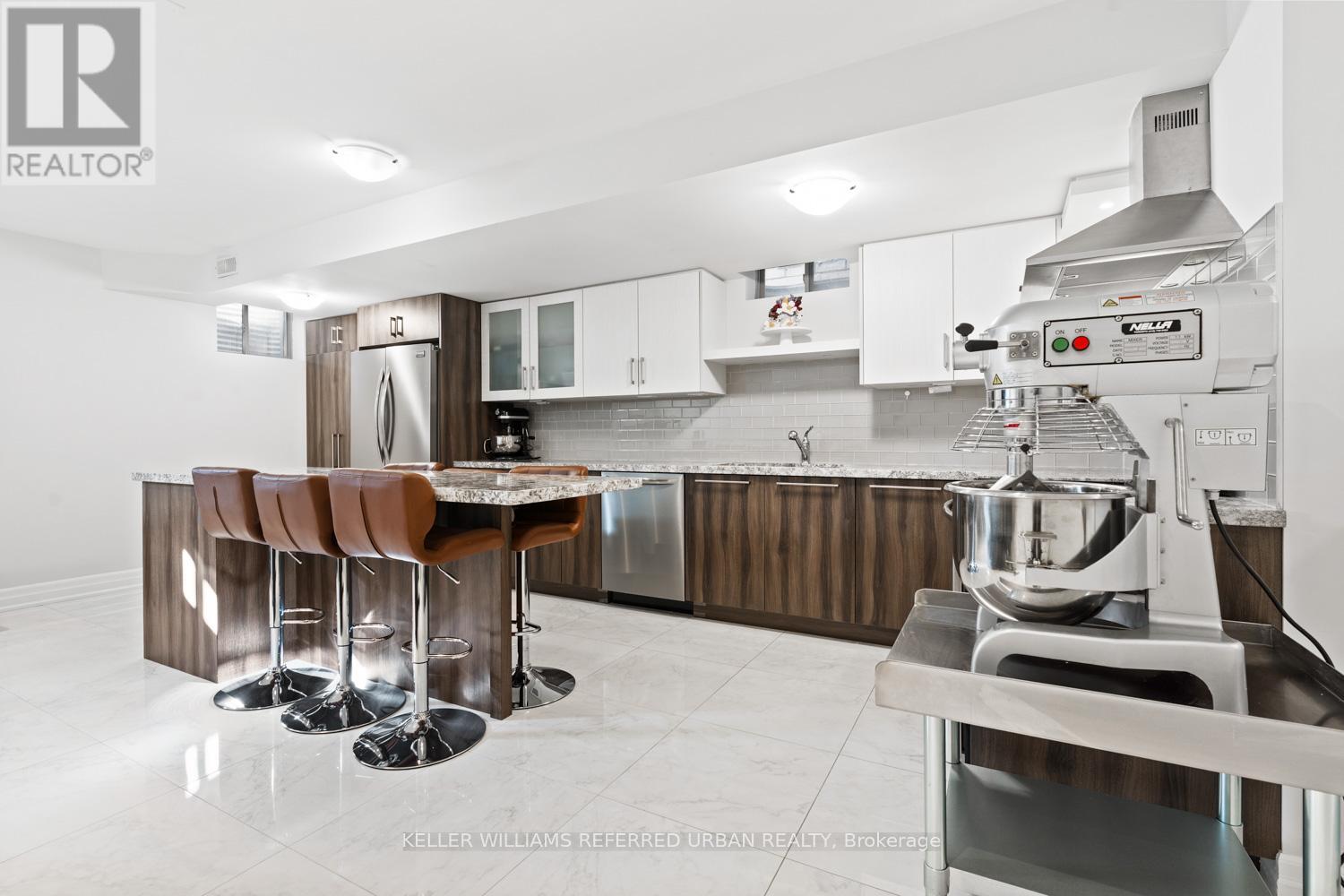 58 Wells Orchard Crescent, King, Ontario  L7B 0C6 - Photo 32 - N12554012