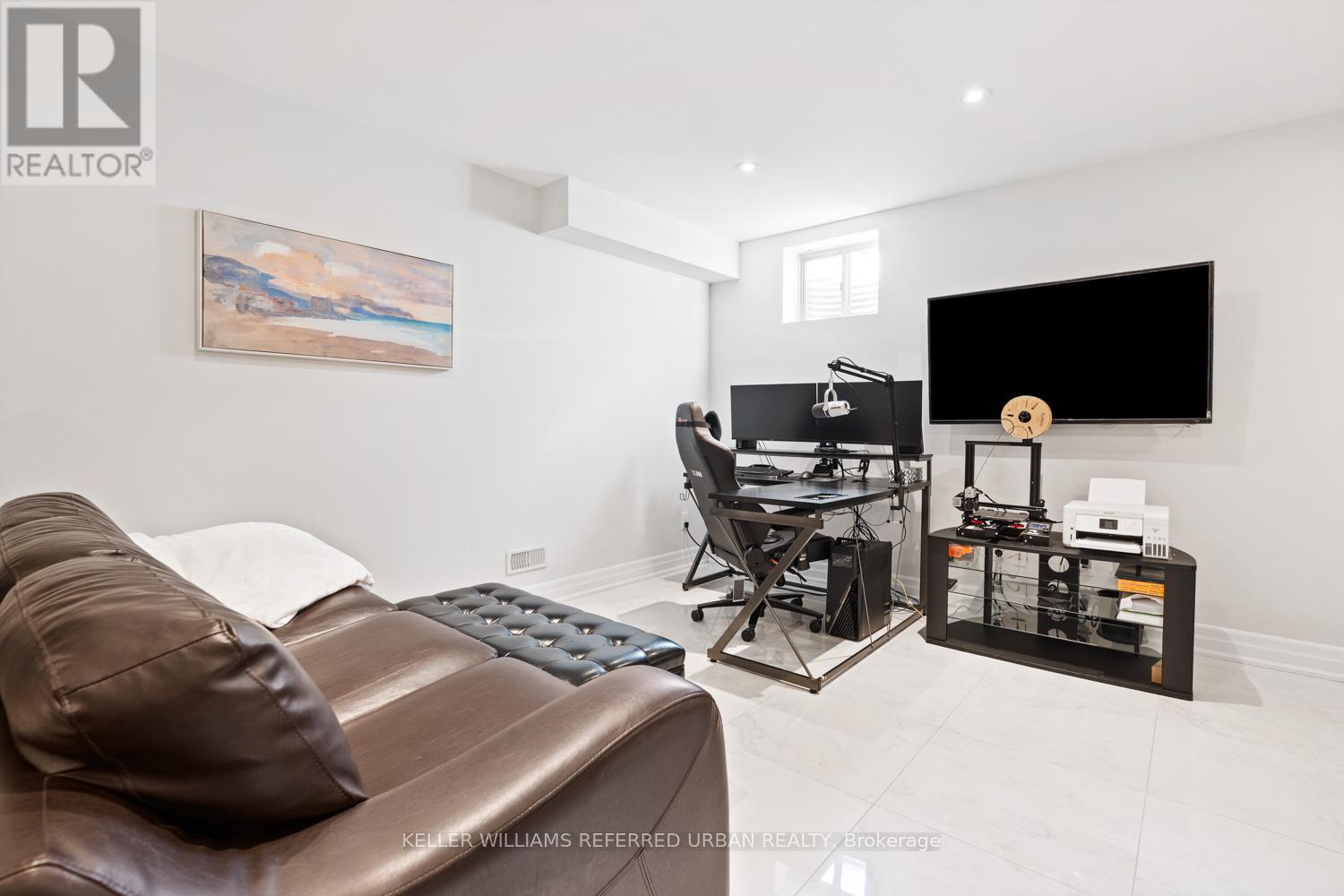 58 Wells Orchard Crescent, King, Ontario  L7B 0C6 - Photo 34 - N12554012