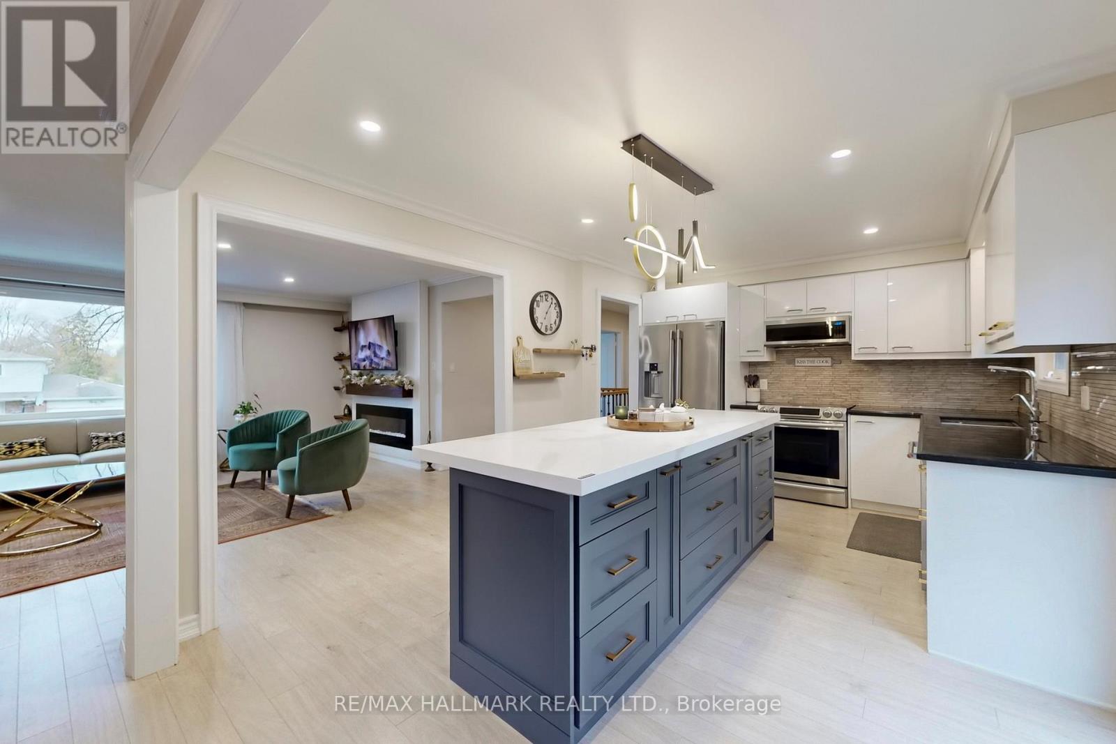 83 Beswick Drive, Newmarket, Ontario  L3Y 1E8 - Photo 13 - N12554014