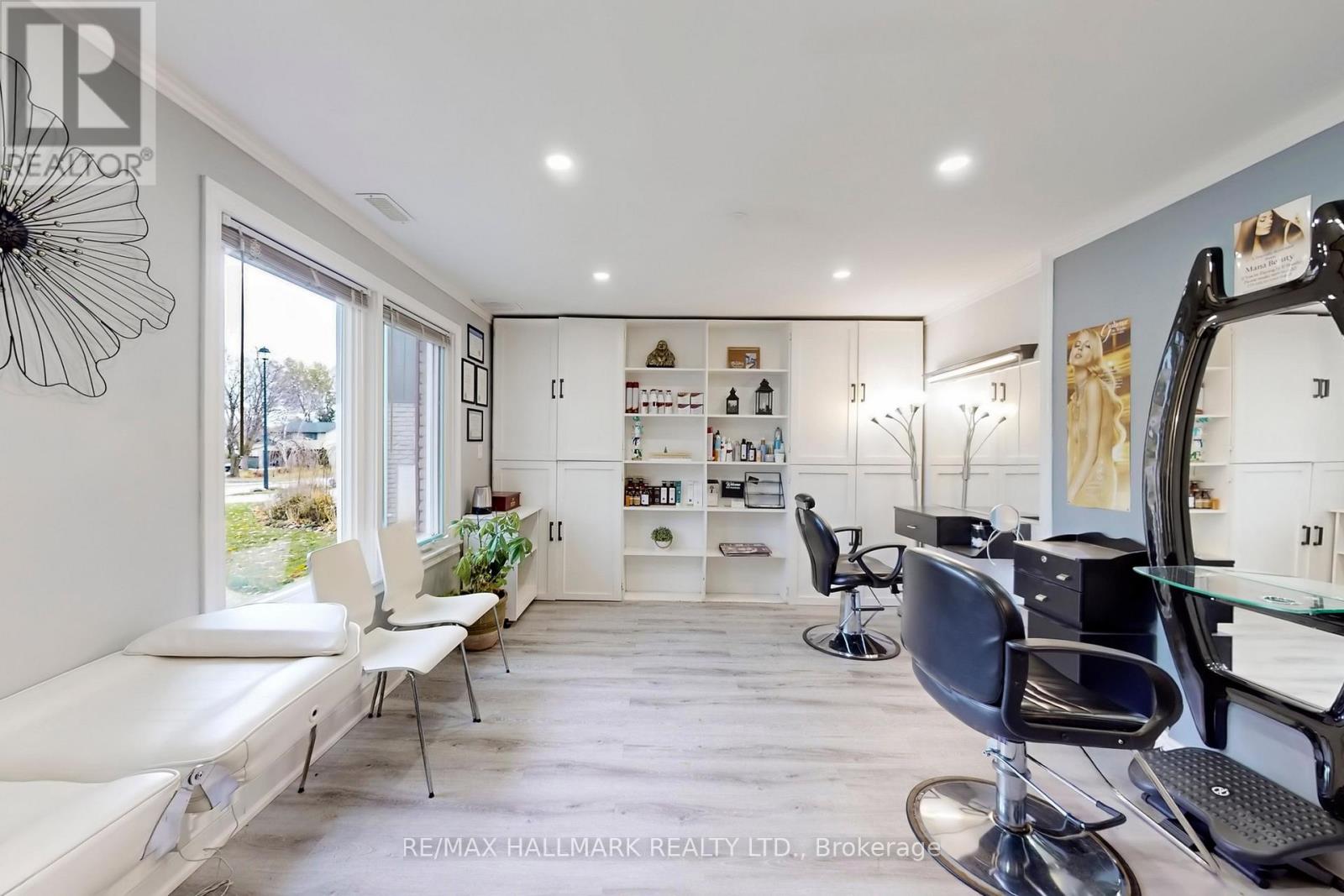 83 Beswick Drive, Newmarket, Ontario  L3Y 1E8 - Photo 37 - N12554014