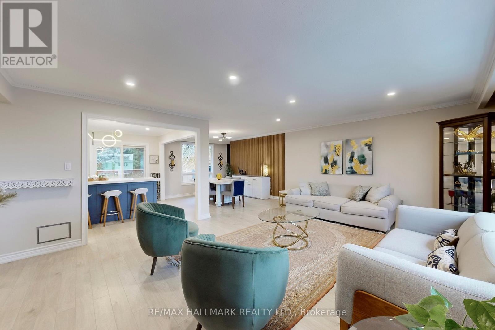 83 Beswick Drive, Newmarket, Ontario  L3Y 1E8 - Photo 7 - N12554014