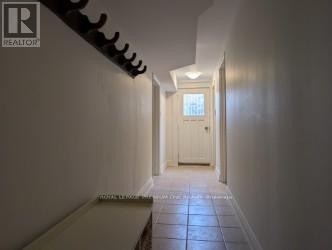 Lower - 14 Valleycrest Drive, King, Ontario  L7B 1G1 - Photo 2 - N12554026