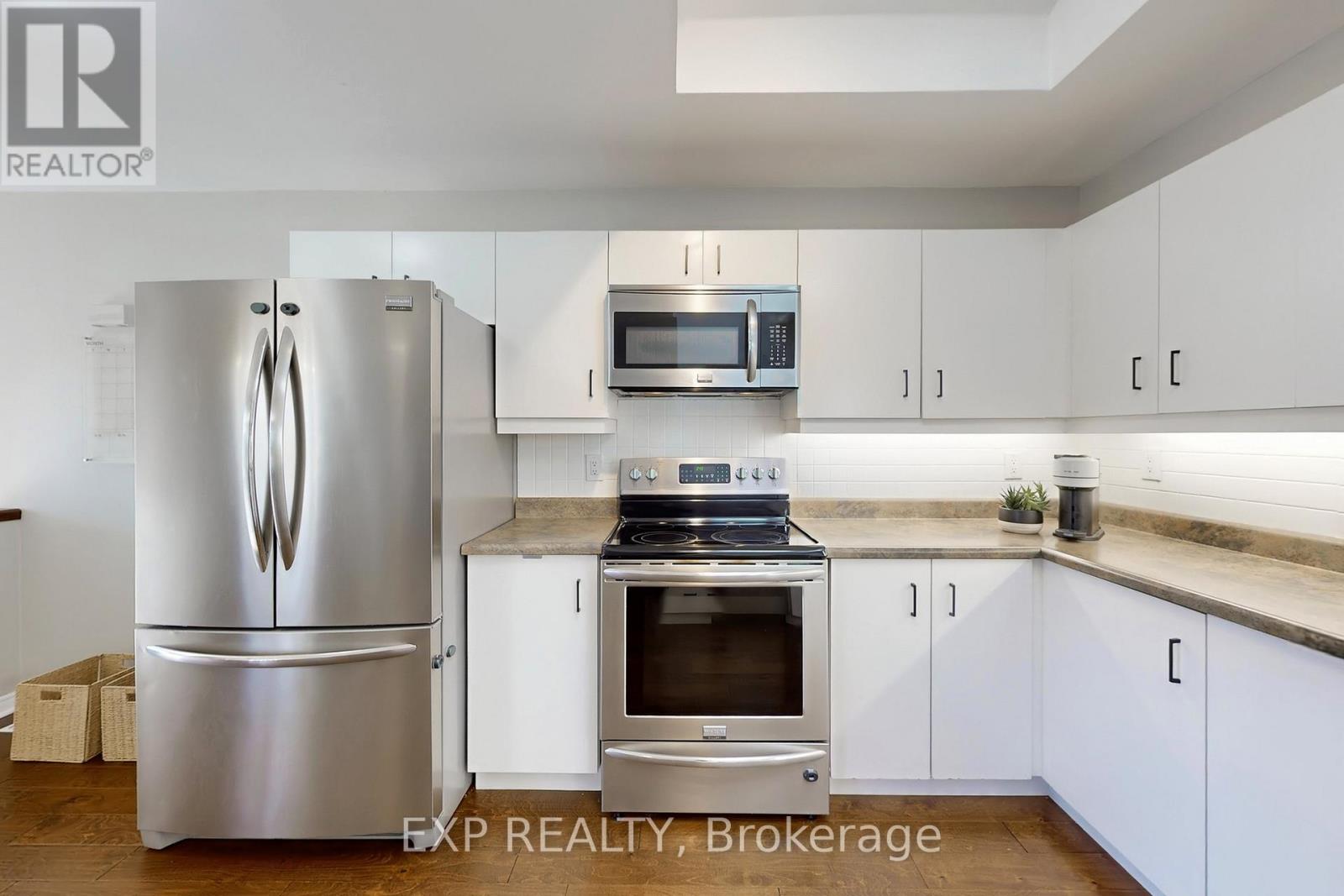 1086 Balsam Road, Innisfil, Ontario  L0L 1W0 - Photo 13 - N12554044