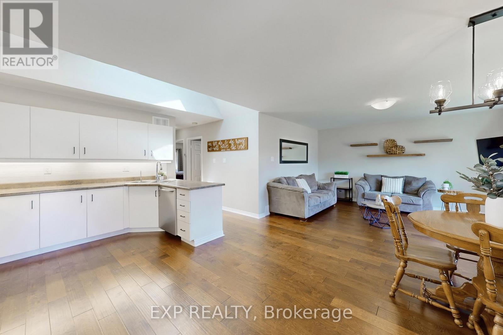 1086 Balsam Road, Innisfil, Ontario  L0L 1W0 - Photo 14 - N12554044