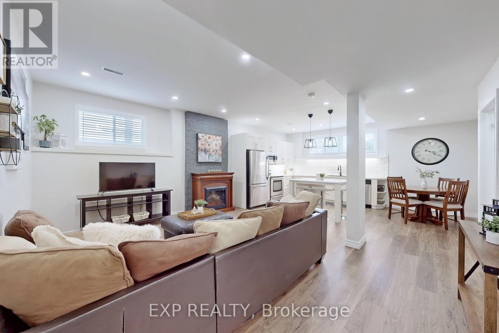 1086 Balsam Road, Innisfil, Ontario  L0L 1W0 - Photo 24 - N12554044