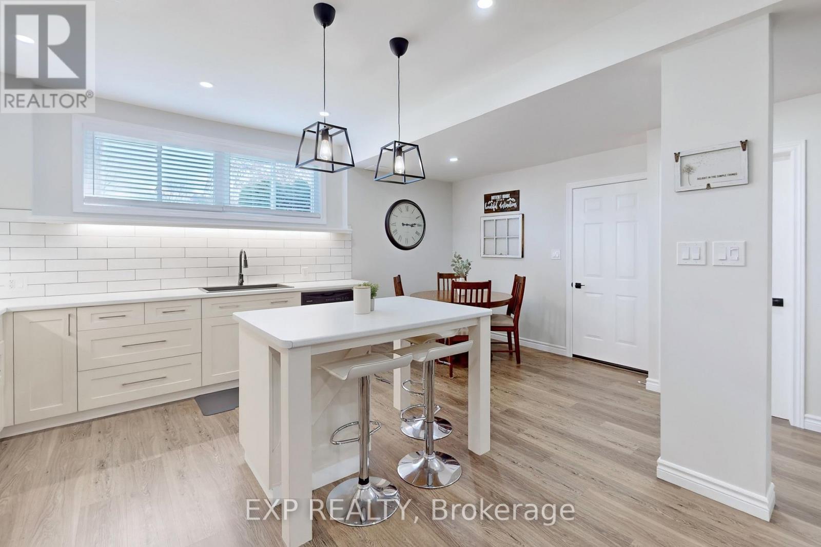 1086 Balsam Road, Innisfil, Ontario  L0L 1W0 - Photo 27 - N12554044