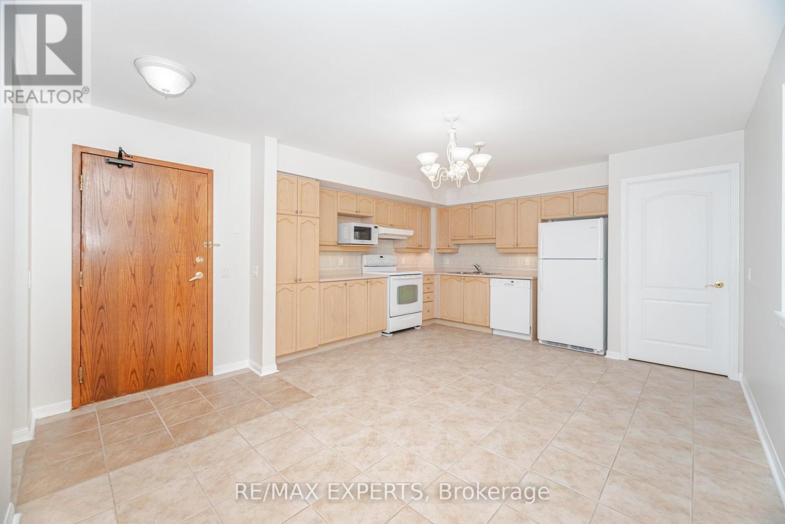 414 - 2506 Rutherford Road, Vaughan, Ontario  L4K 5N4 - Photo 10 - N12554066