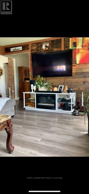 8320 Main Street E, Adjala-Tosorontio, Ontario  L0M 1M0 - Photo 2 - N12554122