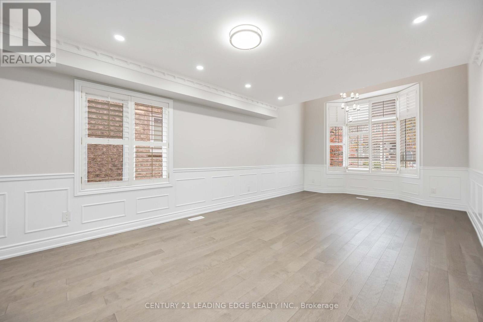 4 Primrose Path Crescent, Markham, Ontario  L3S 4B1 - Photo 4 - N12554134