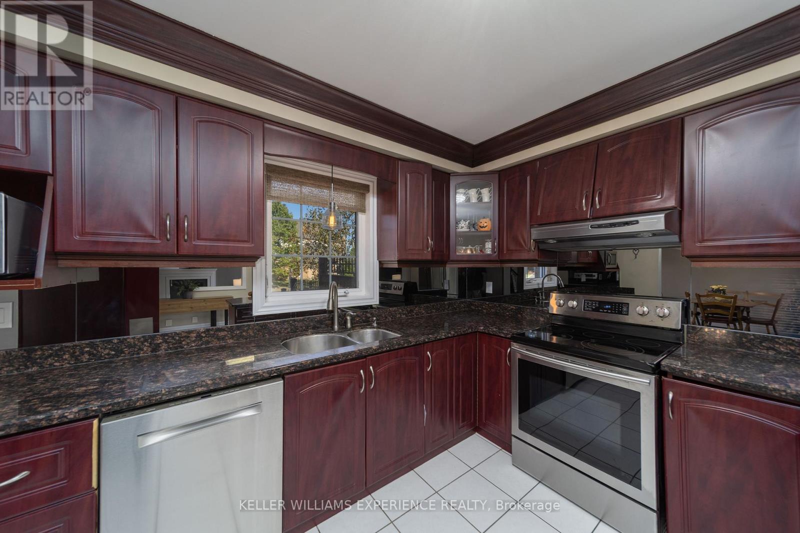 175 Hanmer Street, Barrie, Ontario  L4N 7J8 - Photo 8 - S12553988