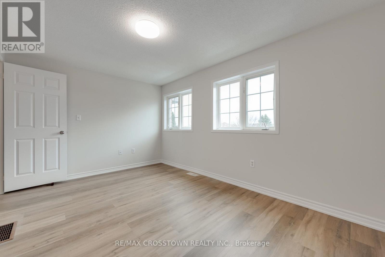 57 Lee Crescent, Barrie, Ontario  L4N 9Z1 - Photo 21 - S12554100