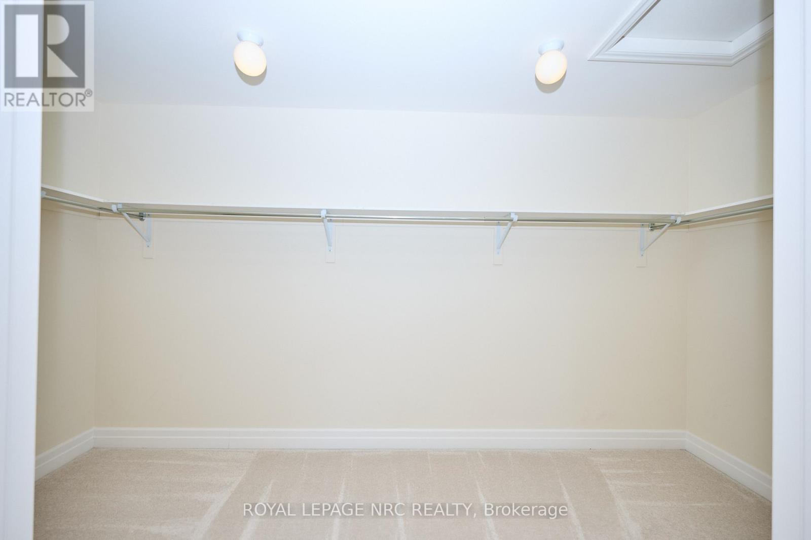 9367 Emerald Avenue, Niagara Falls, Ontario  L2G 0X5 - Photo 25 - X12554180