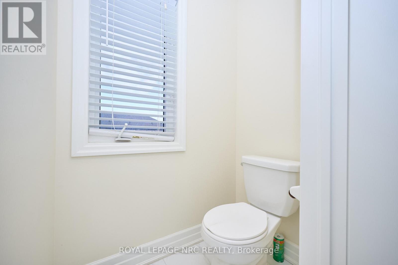 9367 Emerald Avenue, Niagara Falls, Ontario  L2G 0X5 - Photo 30 - X12554180