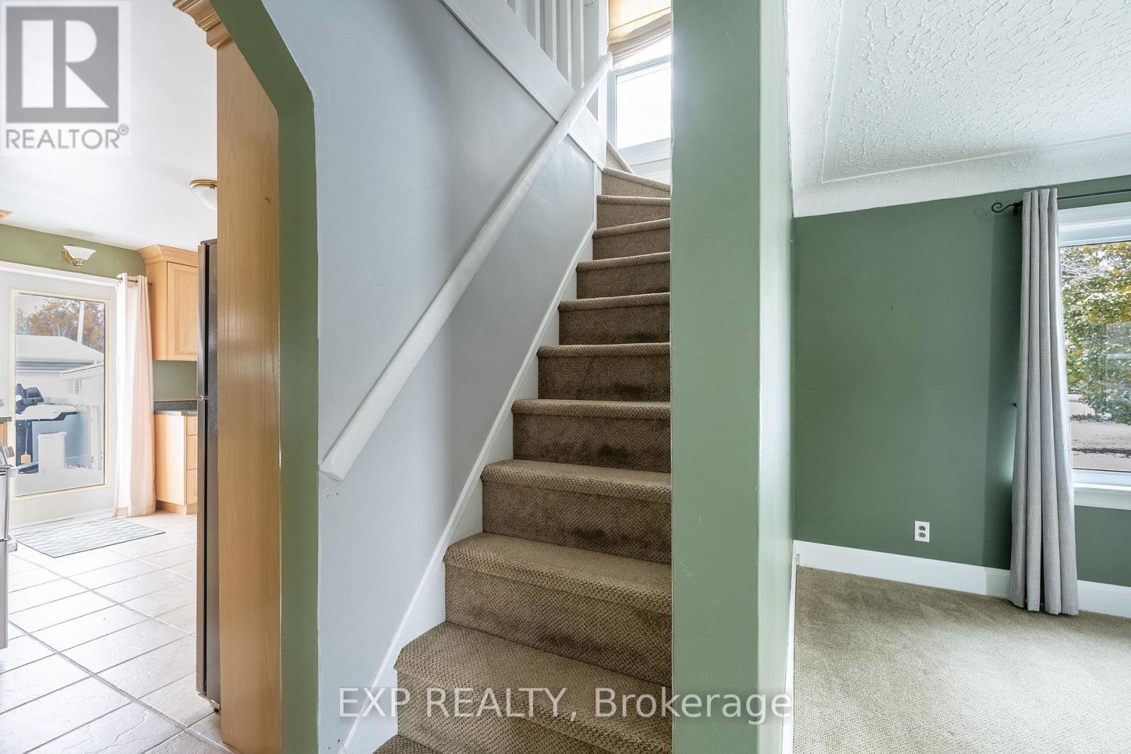 742 Broadway Street, Welland, Ontario L3C 5M8 - Photo 21 - X12554256