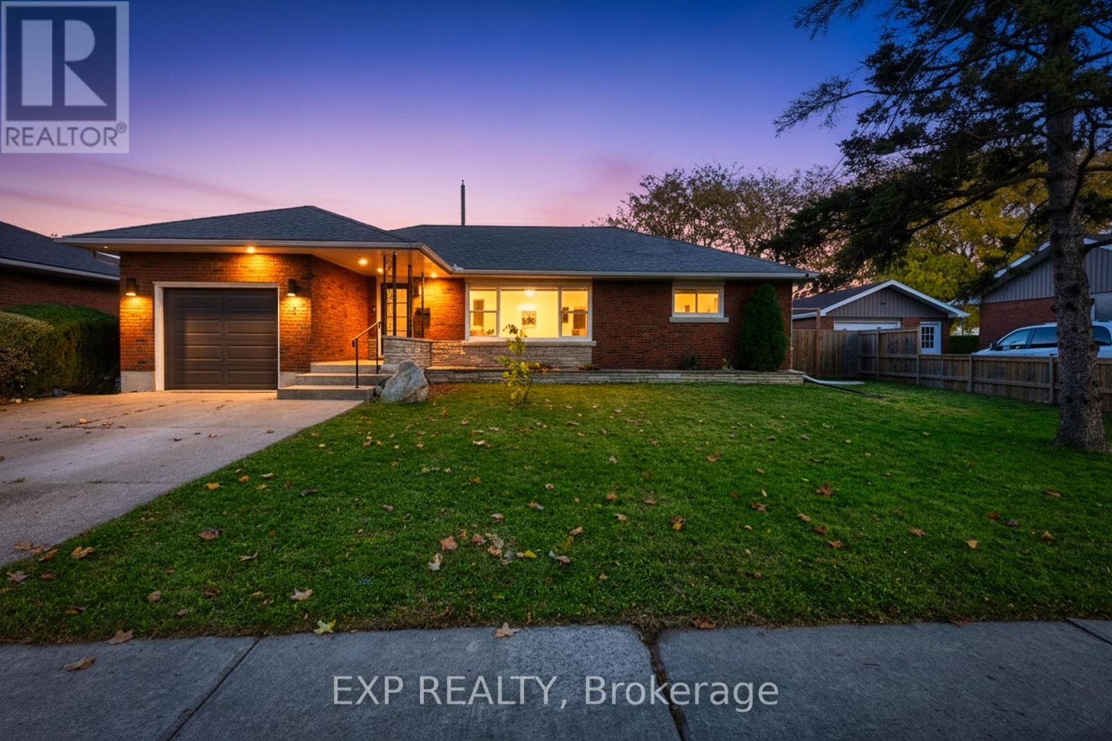 7 Harcove Street, St. Catharines, Ontario  L2N 1W7 - Photo 1 - X12554270