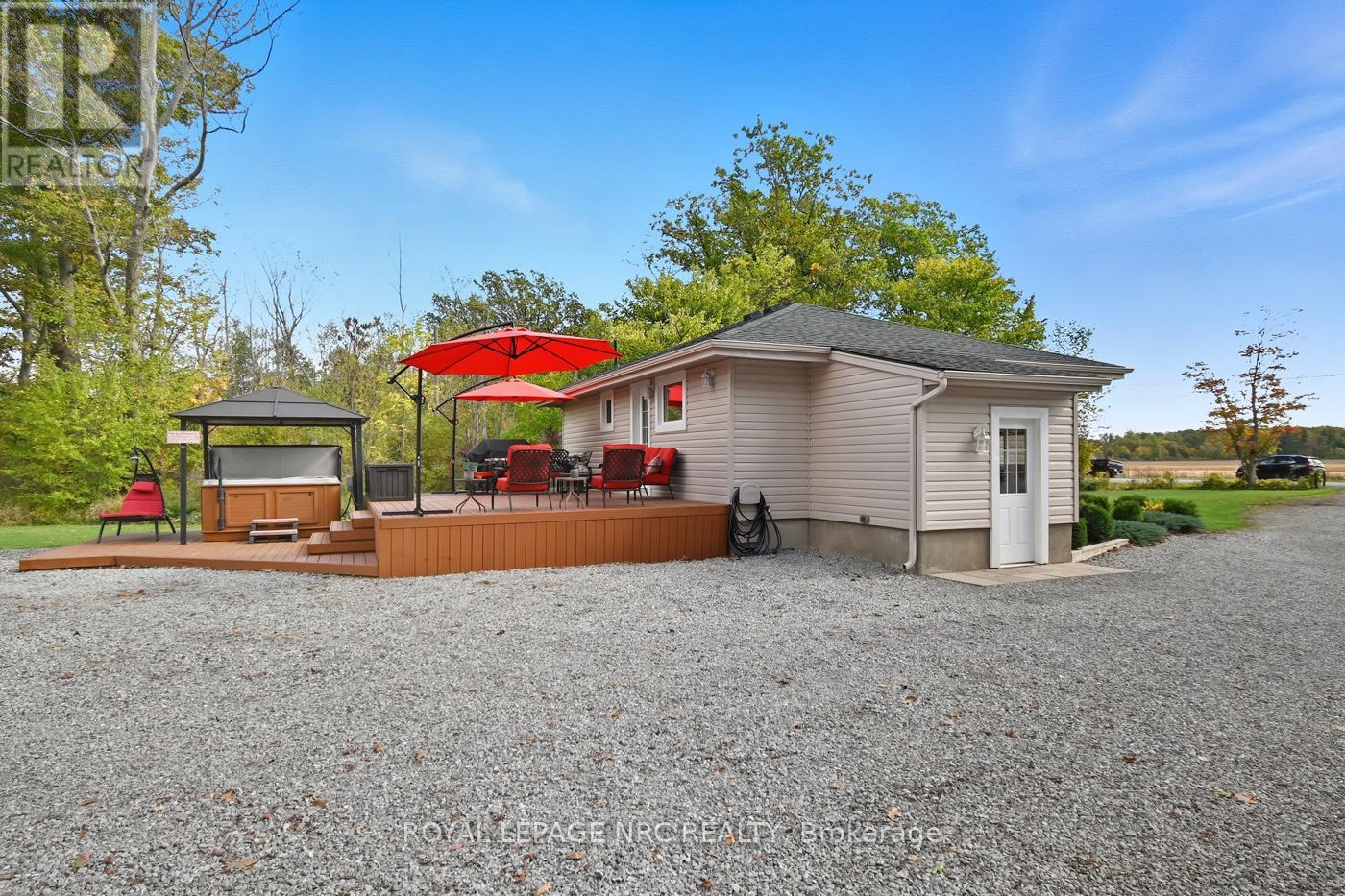 12434 Concession 1 Road, Wainfleet, Ontario L0S 1V0 - Photo 14 - X12554324