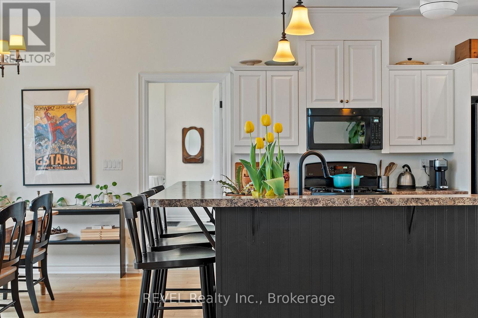 46 Pinot Trail, Niagara-On-The-Lake, Ontario  L0S 1J0 - Photo 14 - X12554416