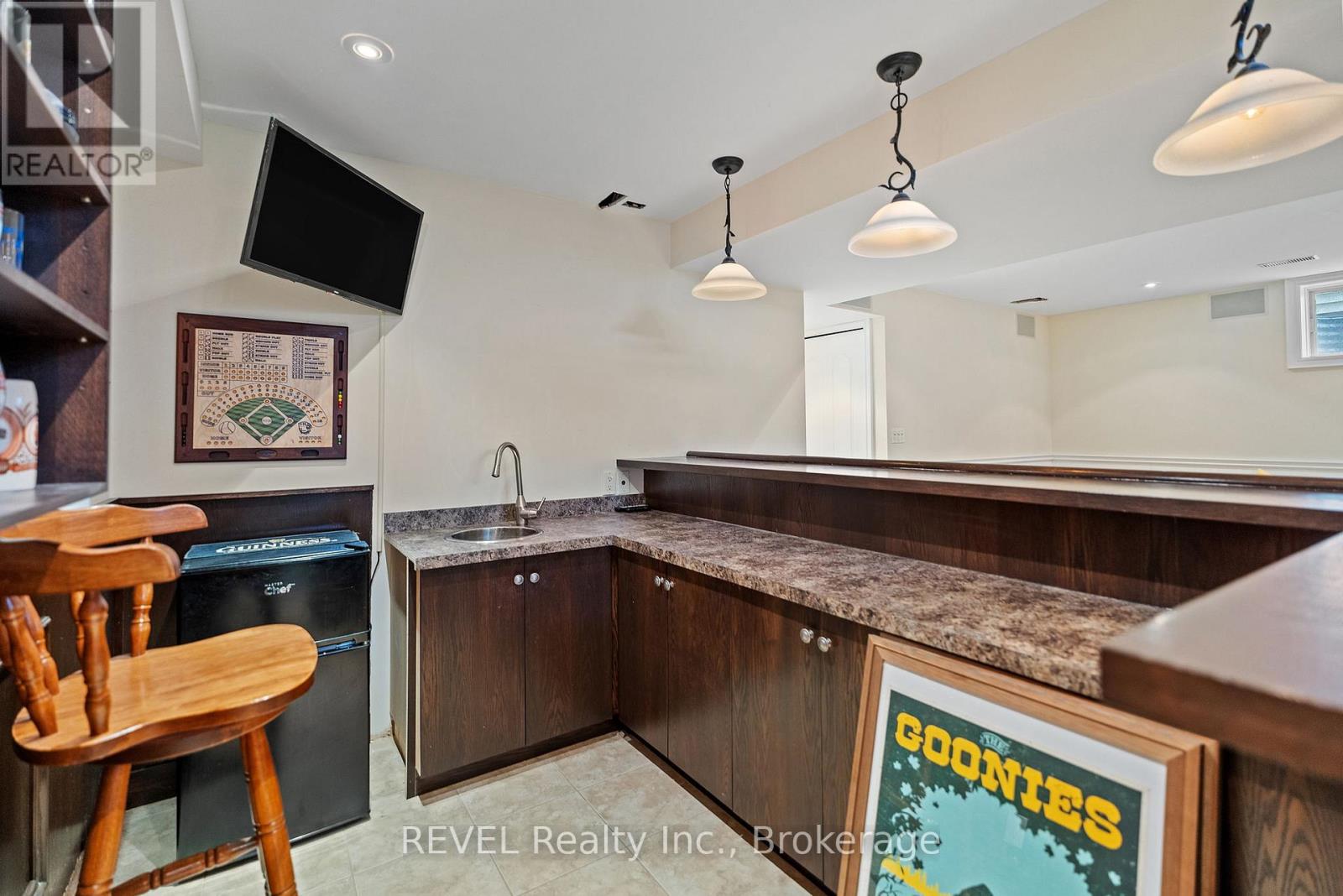 46 Pinot Trail, Niagara-On-The-Lake, Ontario  L0S 1J0 - Photo 32 - X12554416