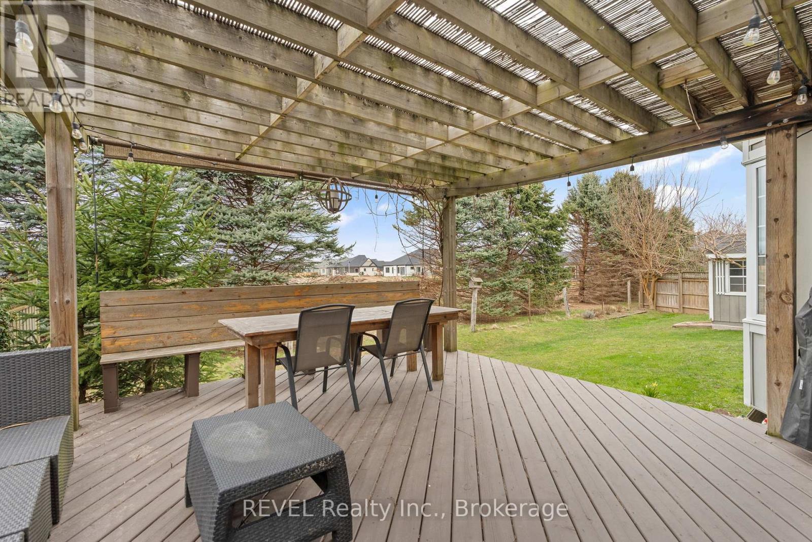 46 Pinot Trail, Niagara-On-The-Lake, Ontario  L0S 1J0 - Photo 36 - X12554416