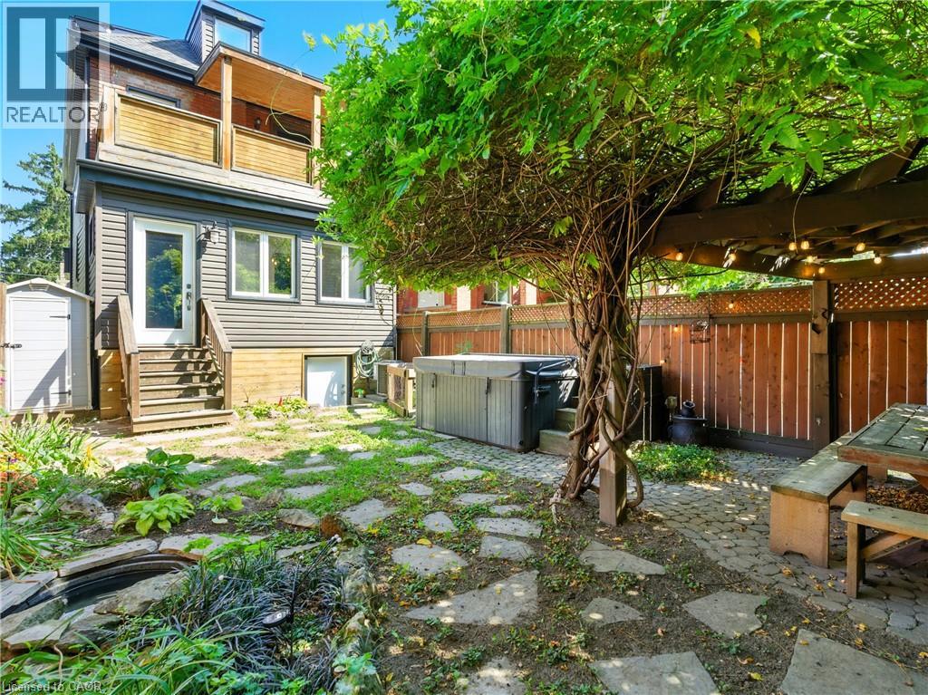 284 Cumberland Avenue, Hamilton, Ontario  L8M 2A1 - Photo 38 - 40786162