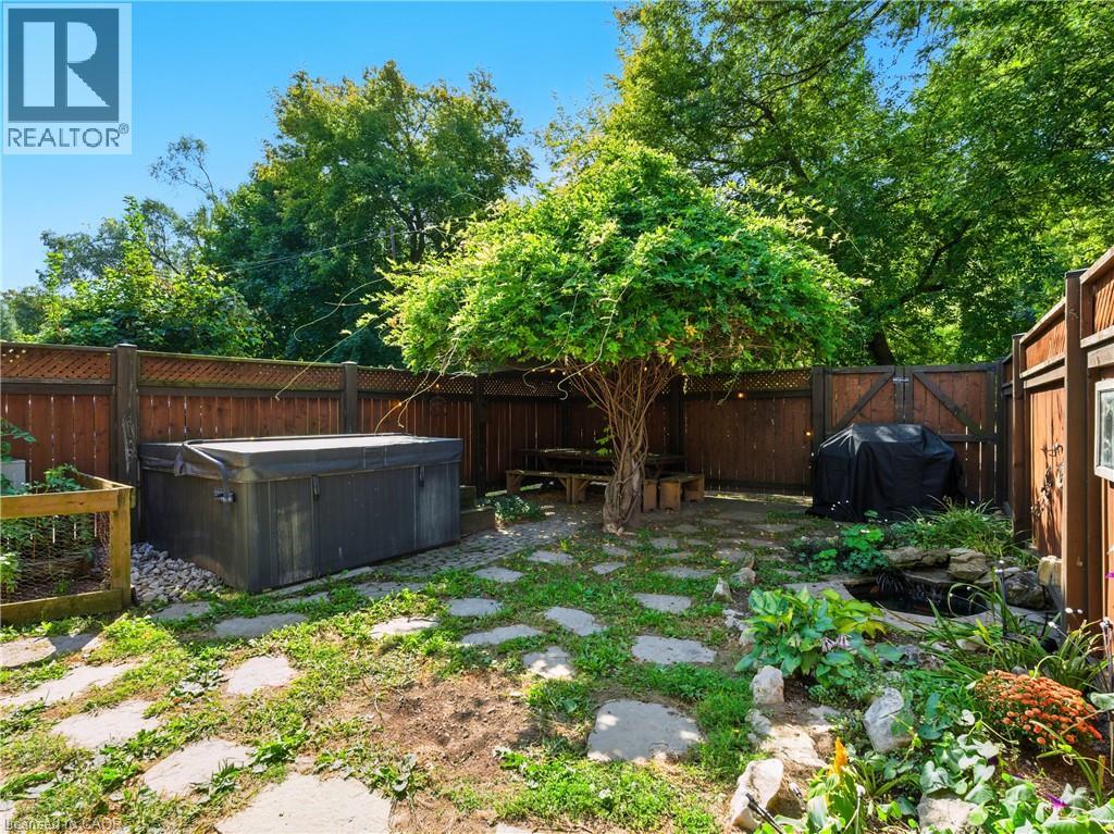 284 Cumberland Avenue, Hamilton, Ontario  L8M 2A1 - Photo 37 - 40786162