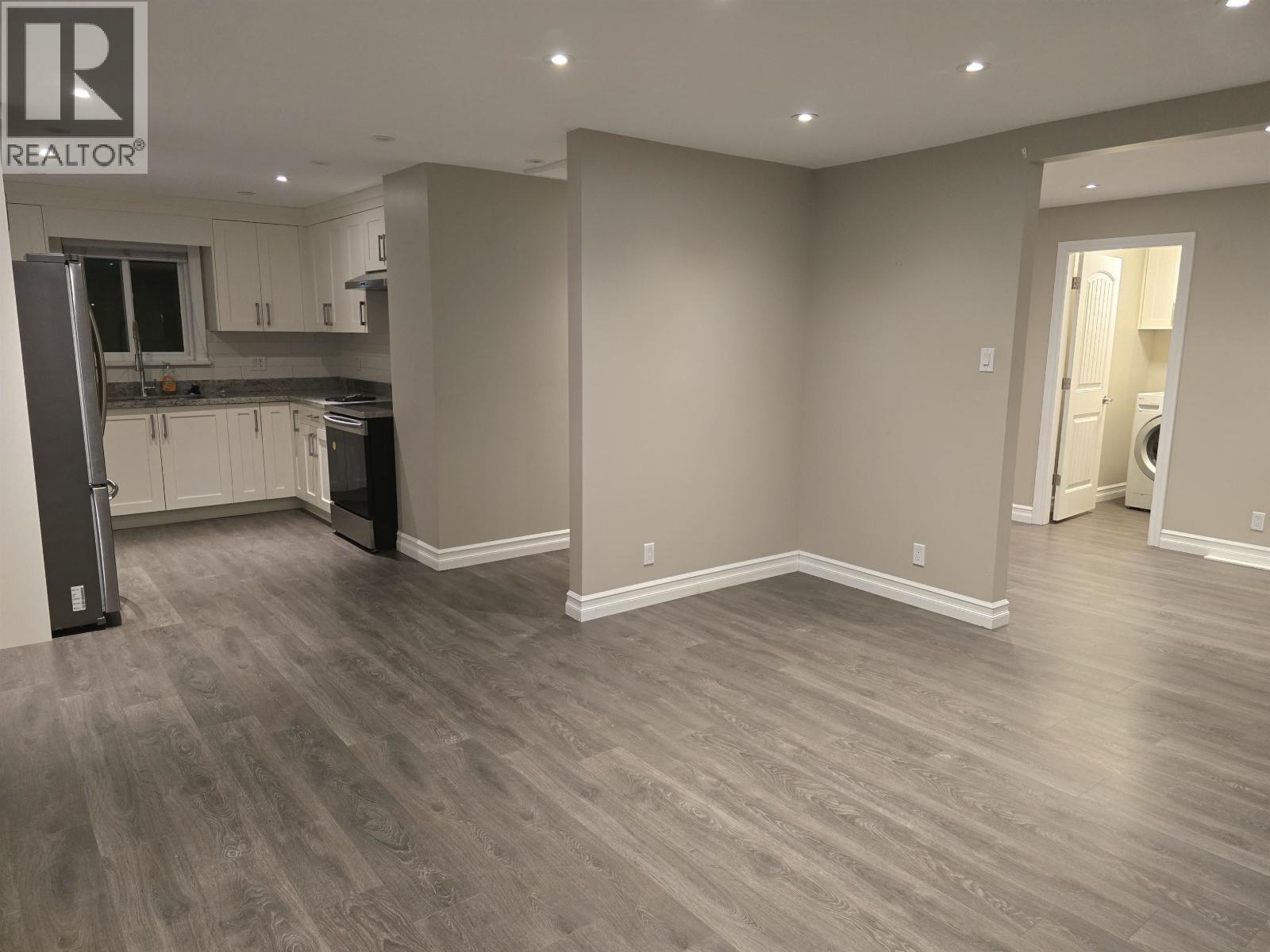 22504 Lougheed Highway, Maple Ridge, British Columbia  V2X 2V1 - Photo 21 - C8073879