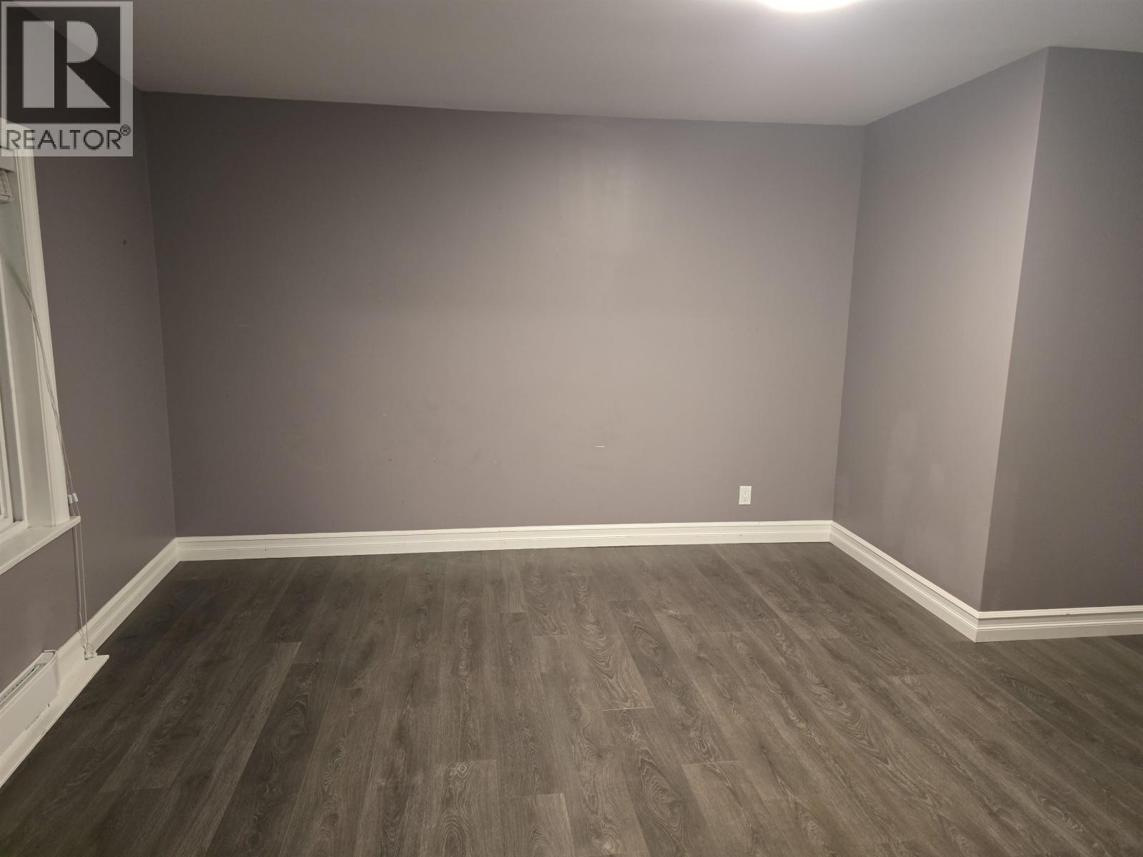 22504 Lougheed Highway, Maple Ridge, British Columbia  V2X 2V1 - Photo 10 - C8073879