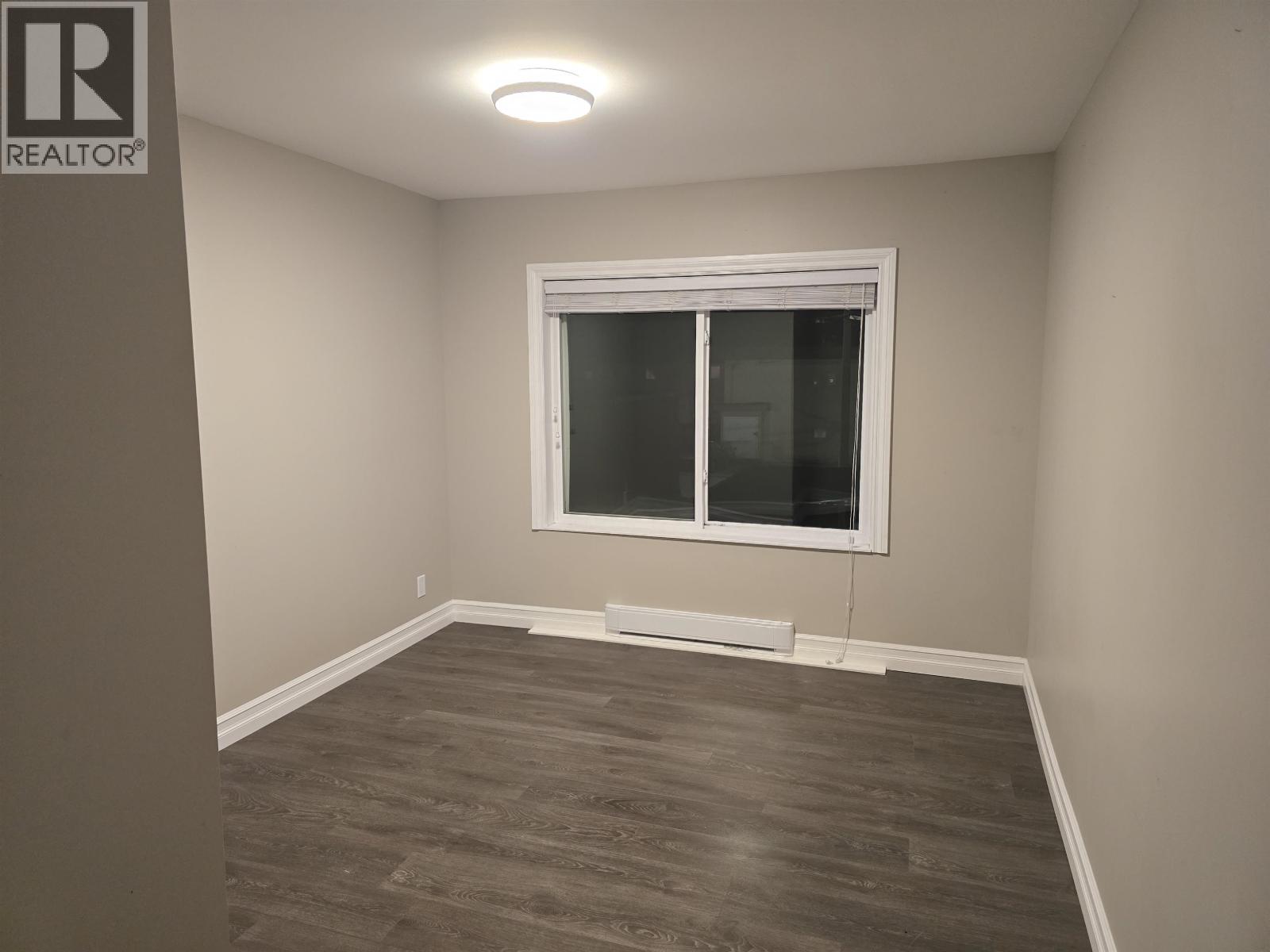 22504 Lougheed Highway, Maple Ridge, British Columbia  V2X 2V1 - Photo 12 - C8073879