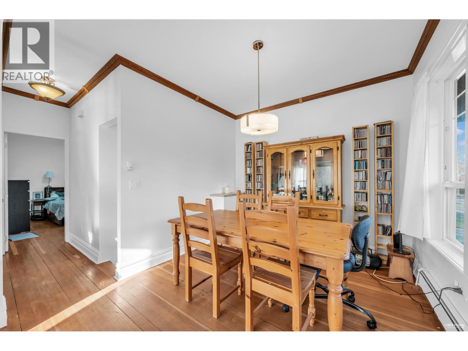 237 Sandringham Avenue, New Westminster, British Columbia  V3L 1Z4 - Photo 7 - R3067937