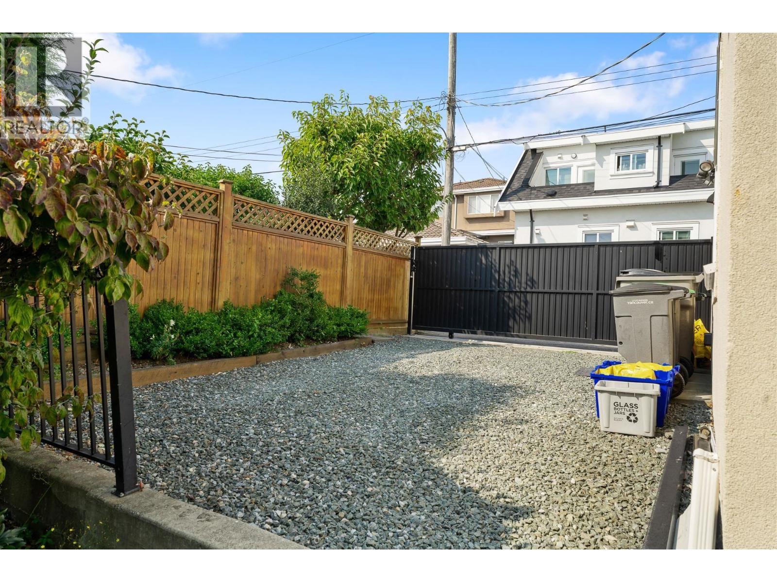 339 E 63rd Avenue, Vancouver, British Columbia V5X 2J8 - Photo 16 - R3068031