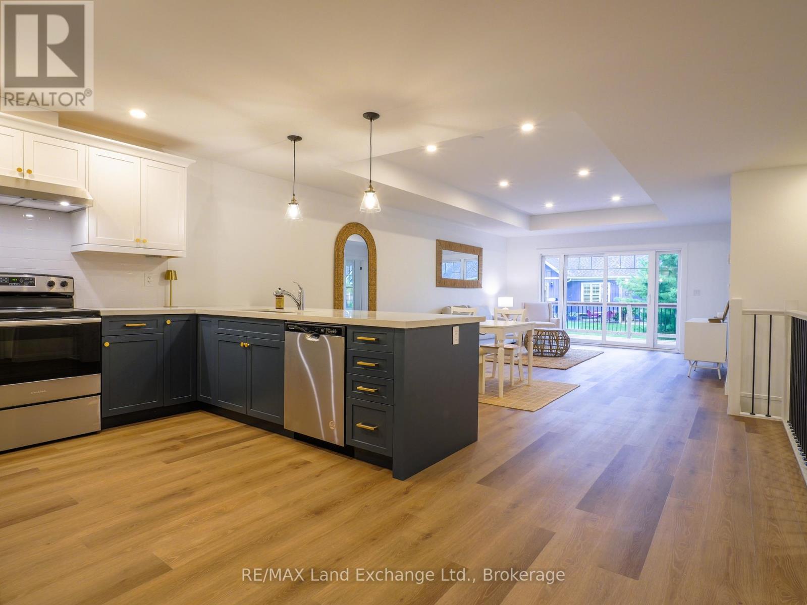 18 - 86 Eagle Court, Saugeen Shores, Ontario  N0H 2C3 - Photo 12 - X12554168